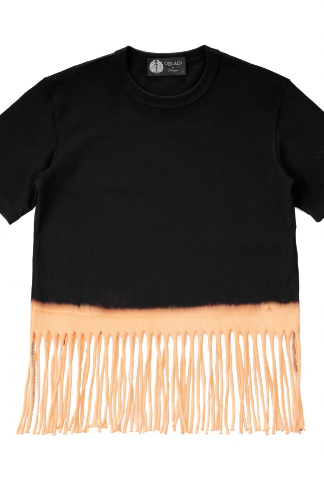 Fringe-cut bottom bleached t-shirt