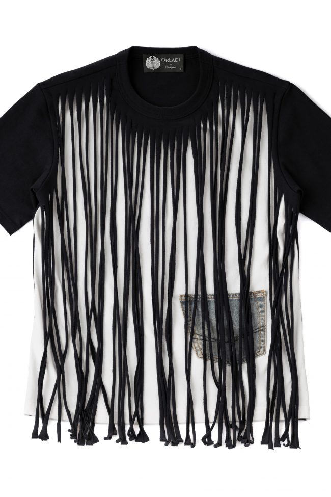 Two-layer fringe-cut t-shirt with jeans pocket