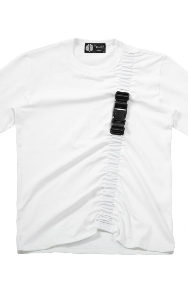 Gathered buckle t-Shirt