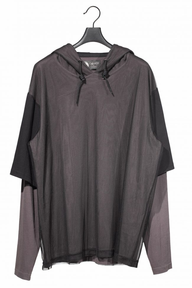 Two layers mesh t-shirt outside grey oversized hoodie