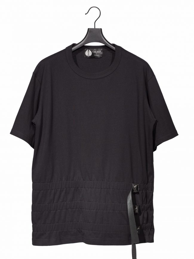 D-rings bottom gathered t-shirt
