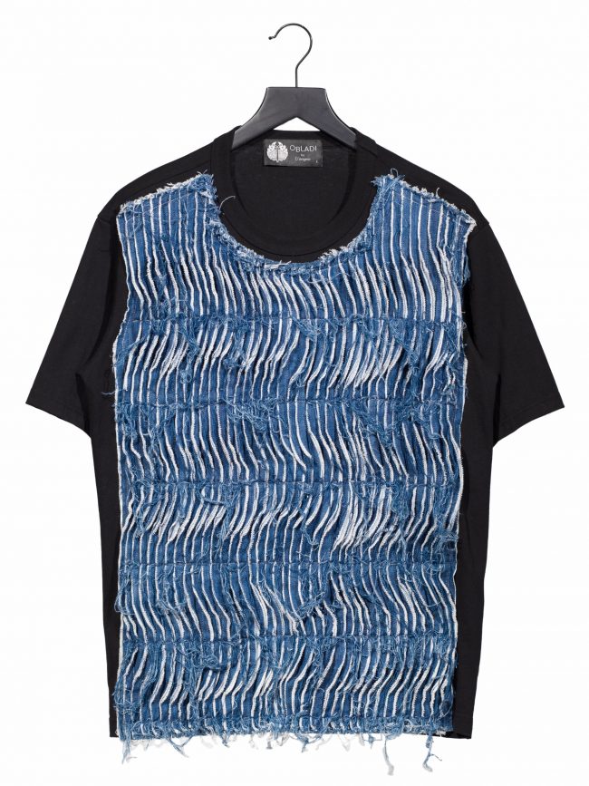 Wavy tearing blue denim edges t-shirt