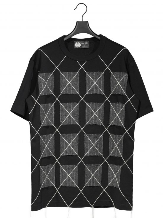 Grey wool rectangle shape with argyle sewing patchwork t-shirt