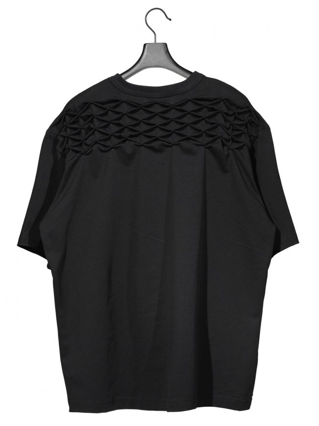 Yoke smocking t-shirt