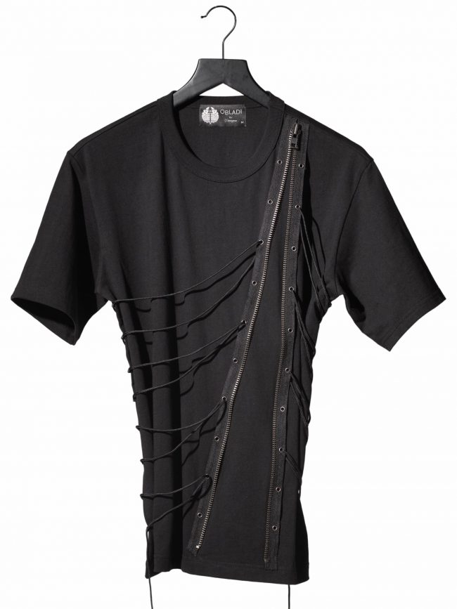 Zippers tight up t-shirt